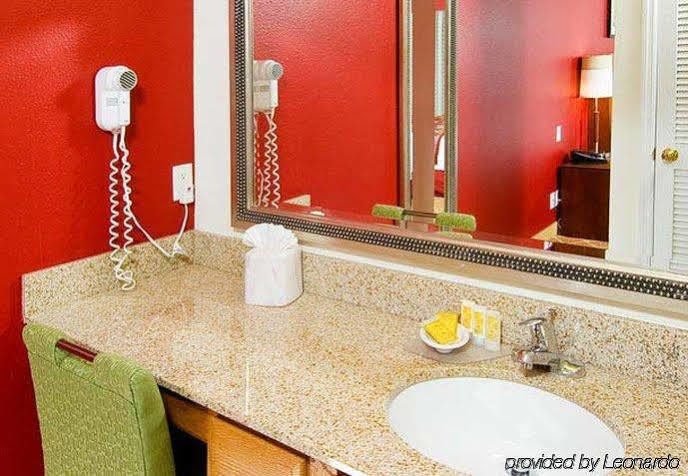 Value Suites Extended Stay - St Louis Maryland Heights Exteriör bild